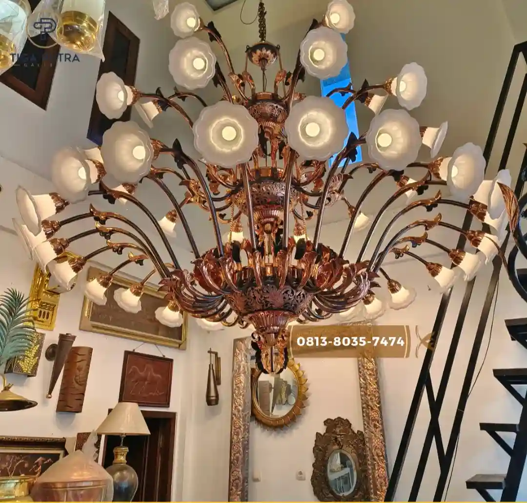 Keindahan Ornamen Lampu Gantung Joglo