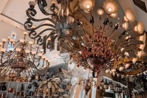 Tiga Putra Gallery sebagai Pusat Kerajinan Tembaga & Kuningan Tertua di Indonesia