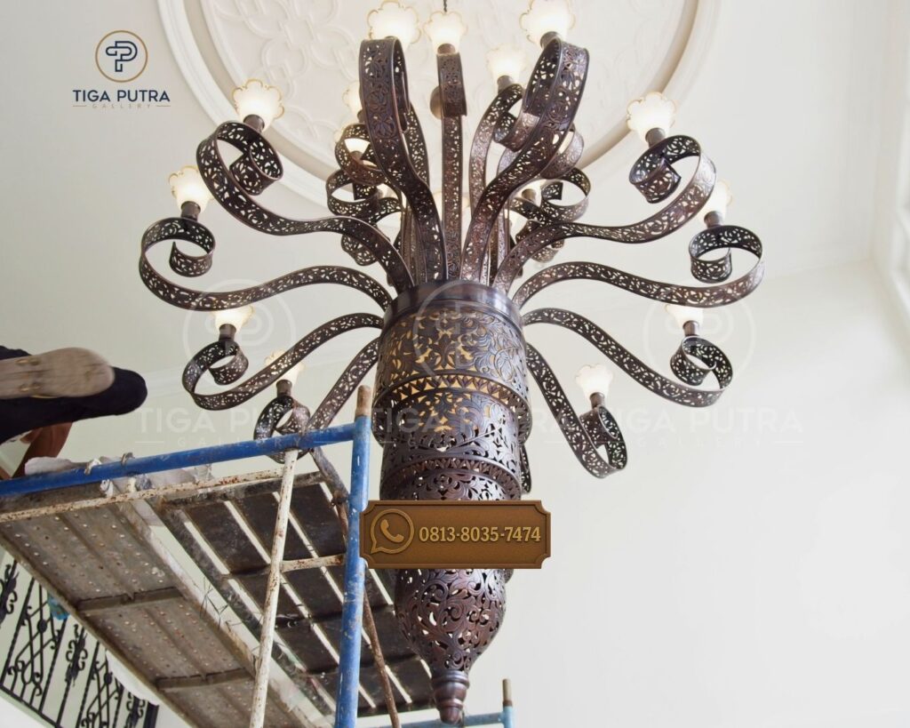 Harga Lampu gantung rumah klasik villa full ukiran
