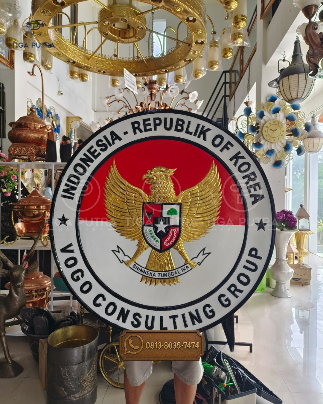 Pengrajin Logo Custom Dari Bahan Kuningan dan Tembaga