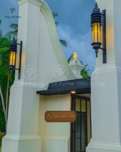 Pengrajin Lampu Gapura Desain Hadiprana